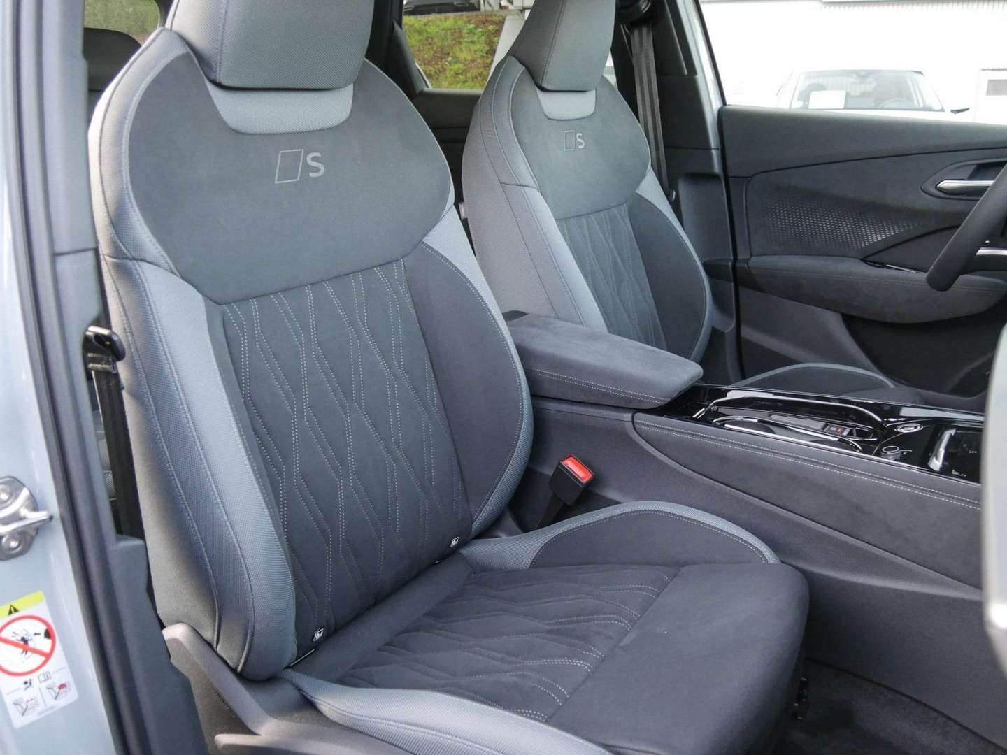 Audi Q3 S Line E-hybrid - 2025 - Joinsteer - #6