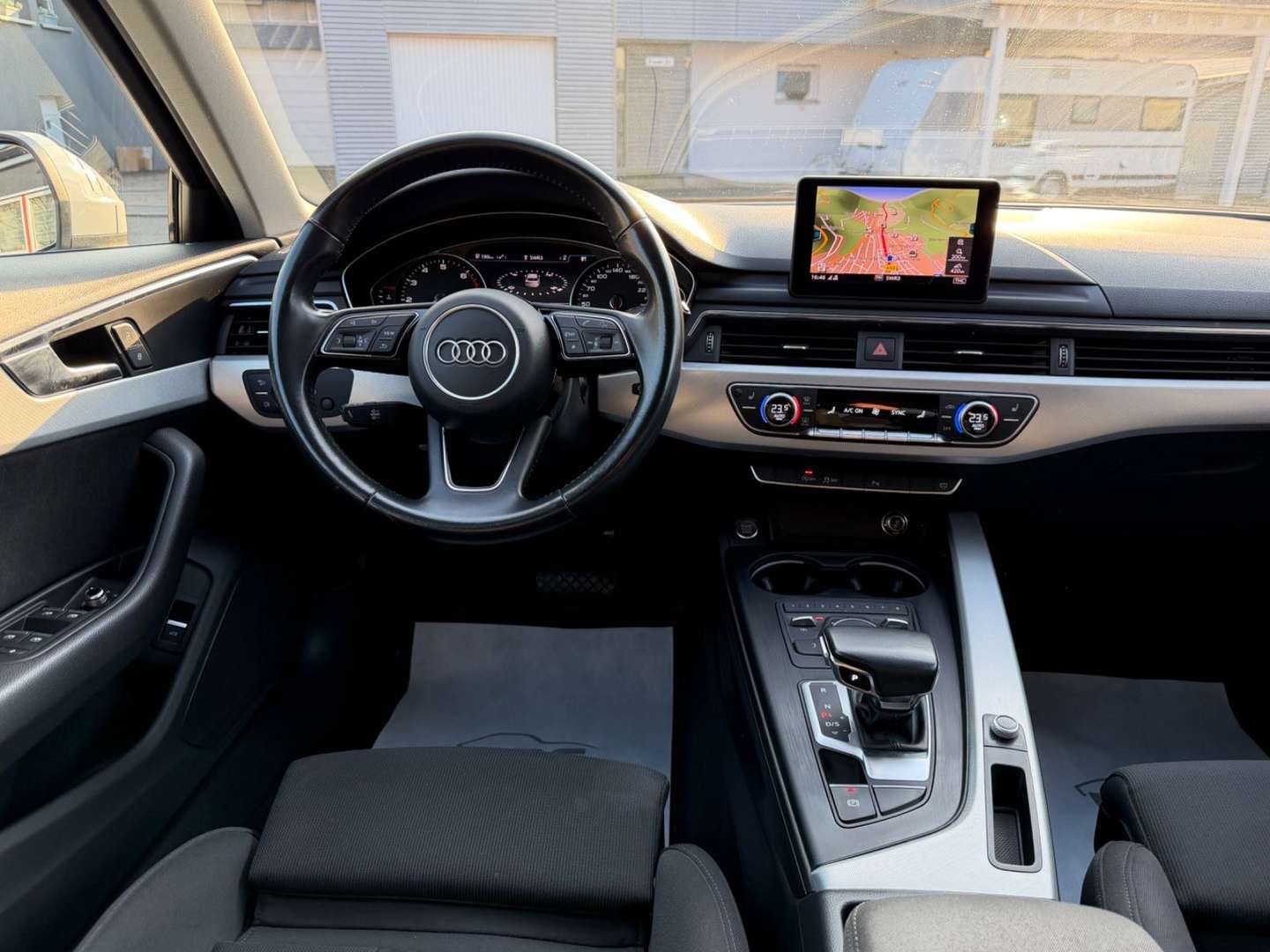 Audi A4 Avant Sport 1.4 TFSI - 2018 - Joinsteer - #9