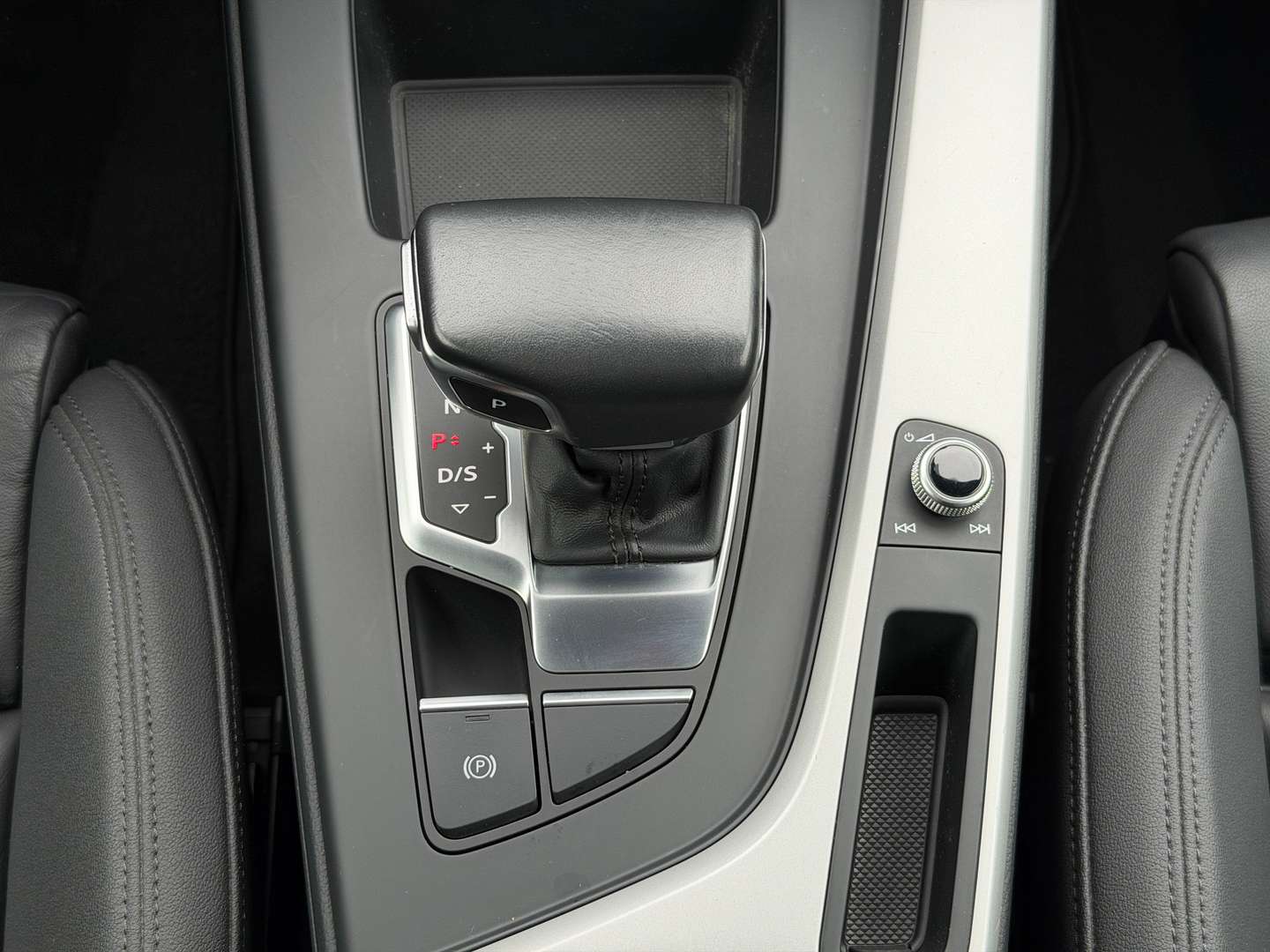Audi A4 S Line 45 TDI - 2020 - Joinsteer - #23