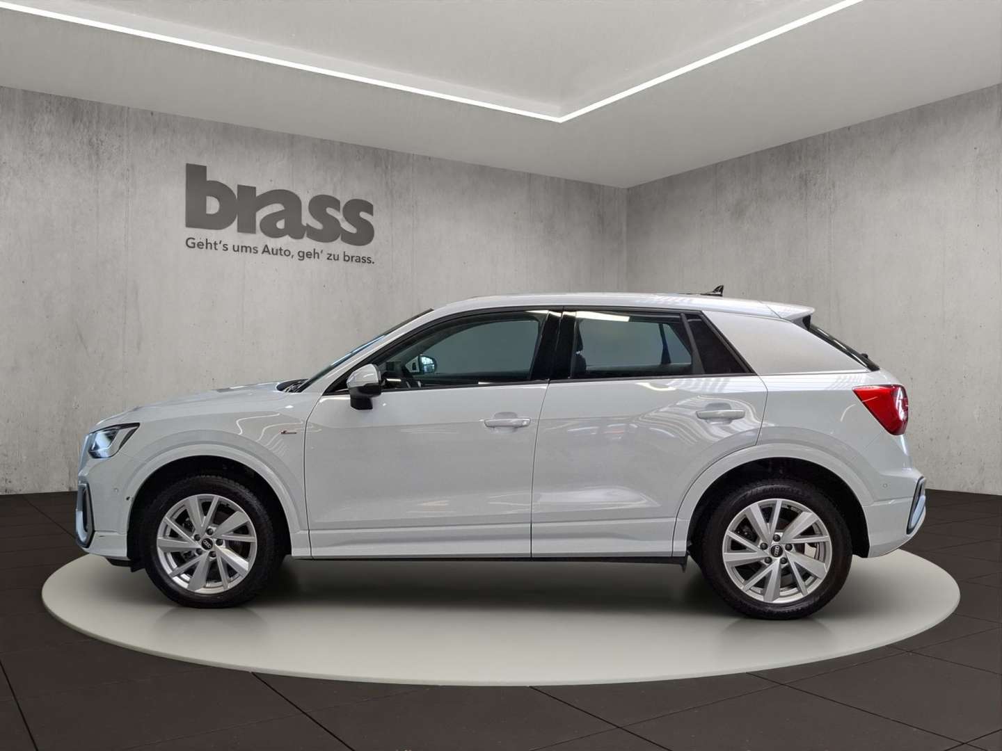 Audi Q2 S Line 35 TFSI - 2025 - Joinsteer - #2
