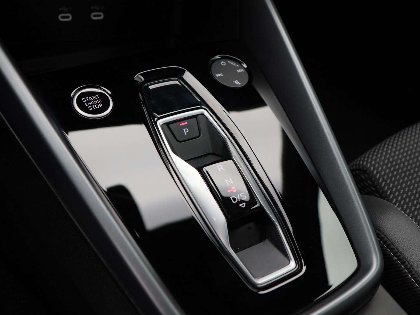 Audi A3 Sportback S Line Competition 45 TFSI E - 2025 - Joinsteer - #39