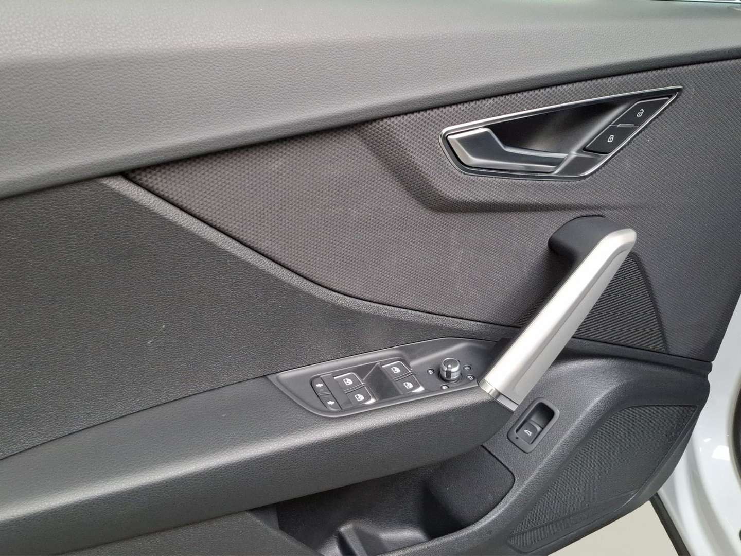 Audi Q2 S Line 35 TFSI - 2025 - Joinsteer - #13