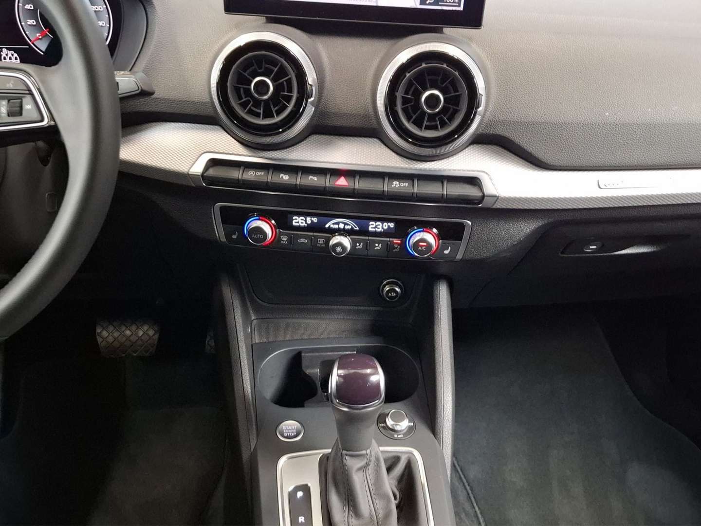 Audi Q2 S Line 35 TFSI - 2025 - Joinsteer - #16