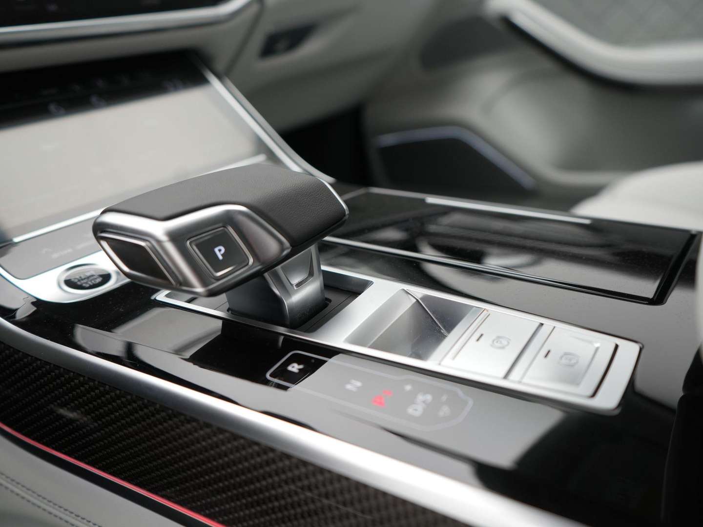 Audi A8 AUDI EXCLUSIVE 60 TFSI E - 2025 - Joinsteer - #37