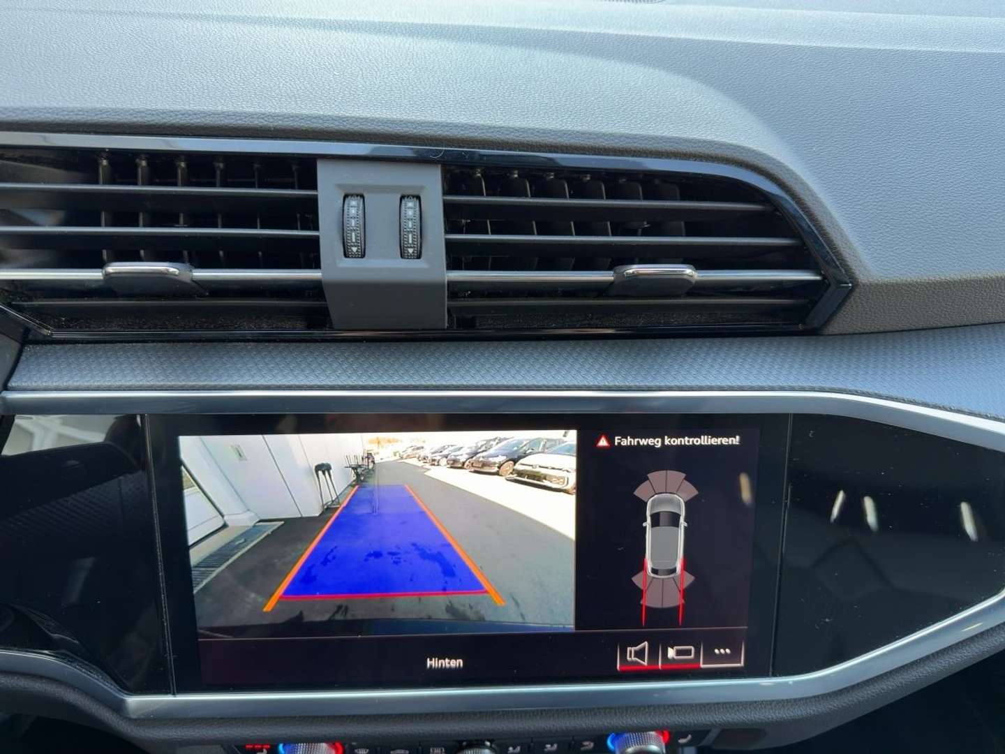 Audi Q3 S Line 35 TDI - 2024 - Joinsteer - #16