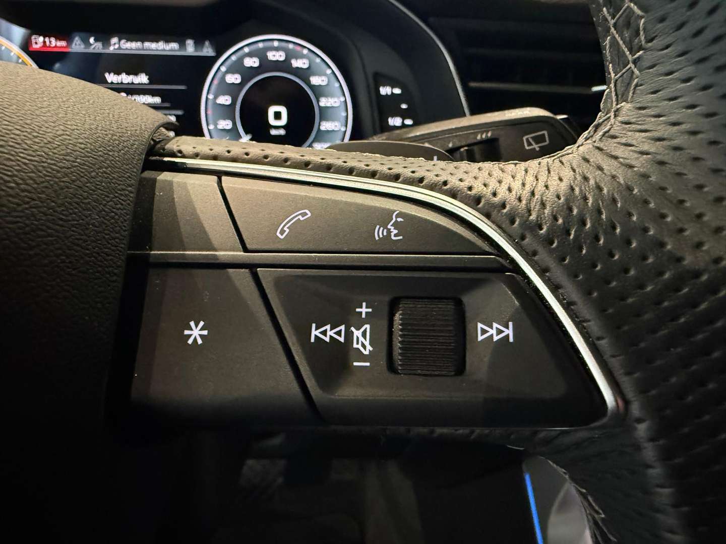 Audi Q7 Pro Line S 55 TFSI E - 2022 - Joinsteer - #22