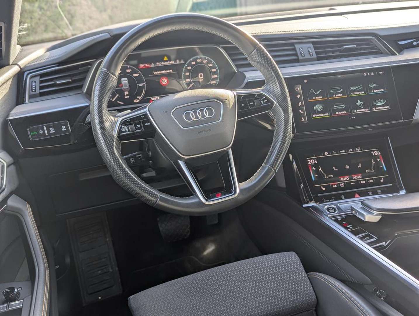 Audi Q8 E-tron Black Edition S Line - 2022 - Joinsteer - #6