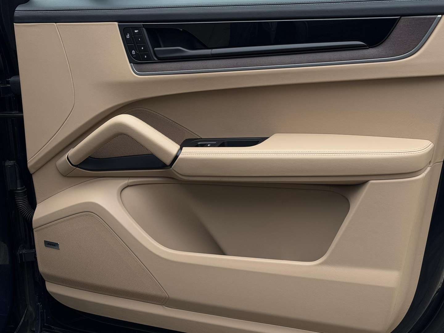 Porsche Cayenne III E-Hybrid - 2024 - Joinsteer - #36