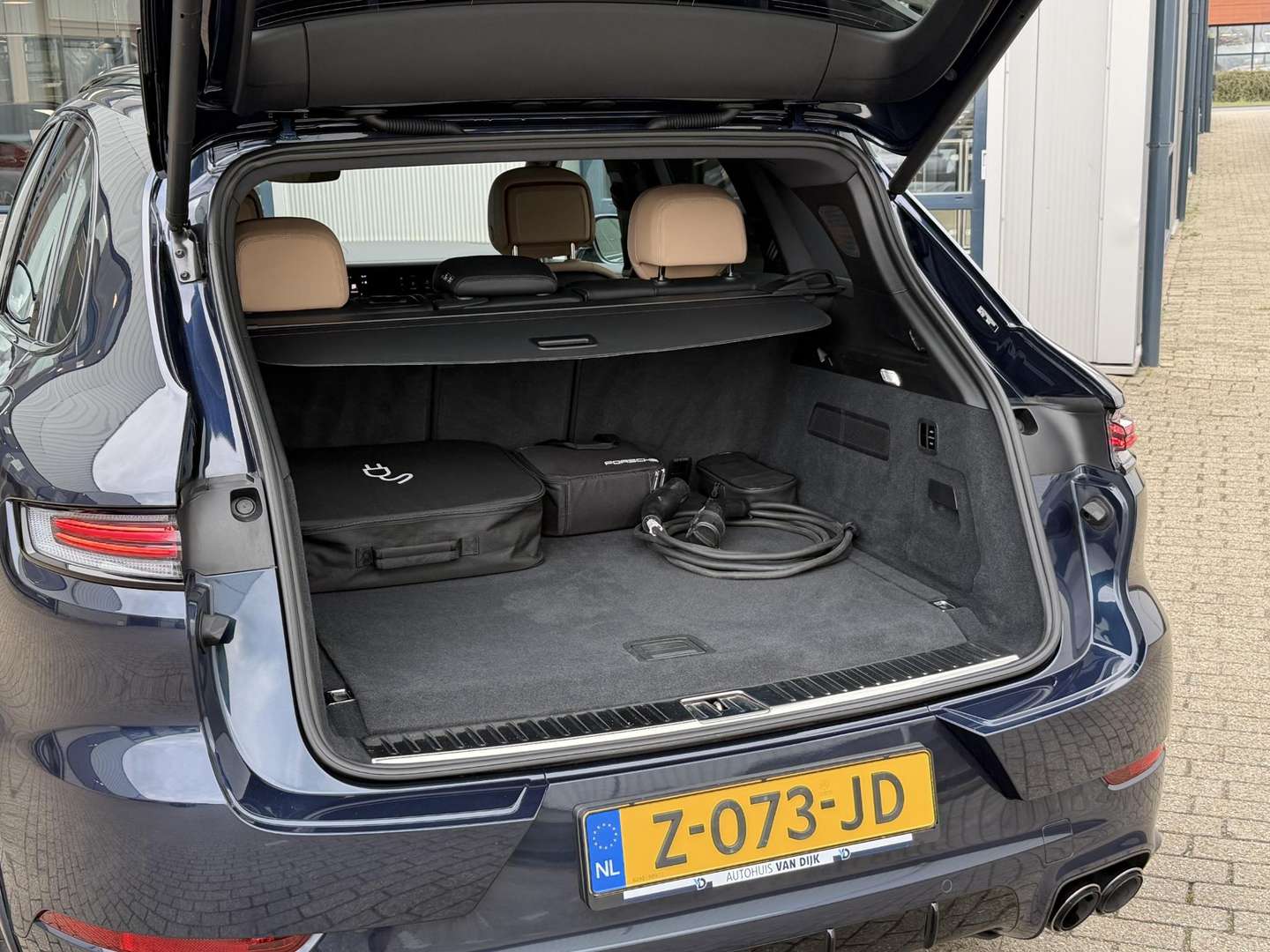 Porsche Cayenne III E-Hybrid - 2024 - Joinsteer - #46