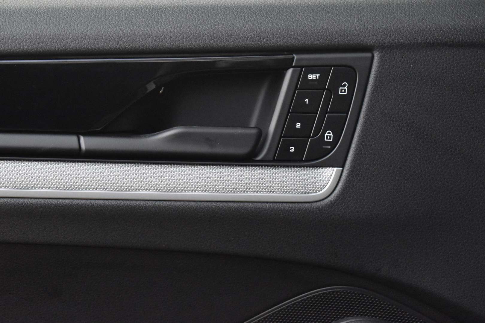 Porsche Cayenne III E-Hybrid - 2024 - Joinsteer - #7