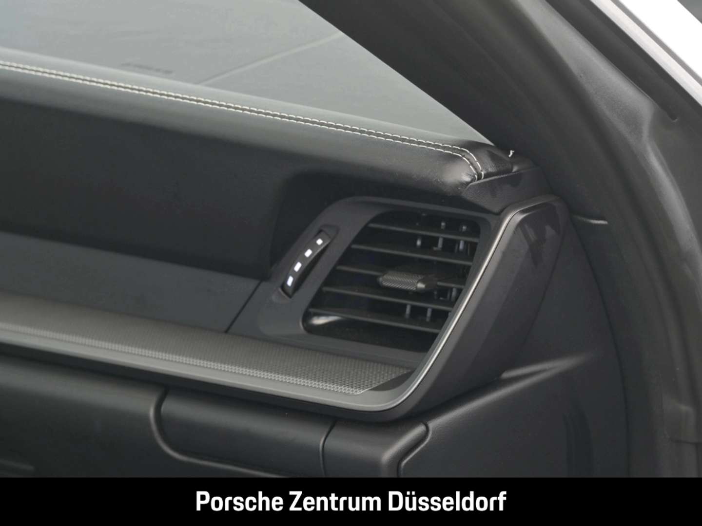 Porsche 992 I Carrera - 2025 - Joinsteer - #17