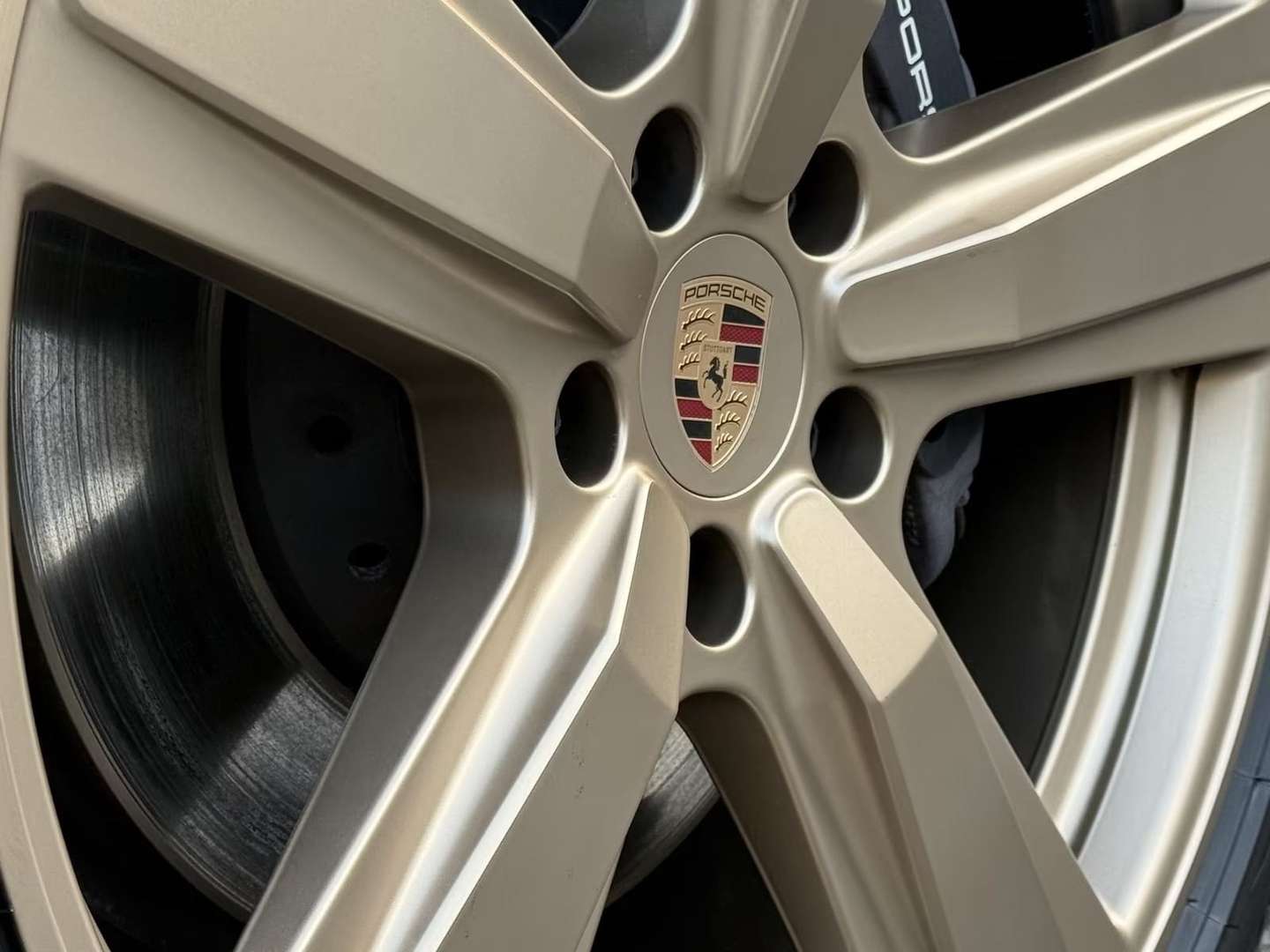 Porsche Cayenne III E-Hybrid - 2025 - Joinsteer - #8