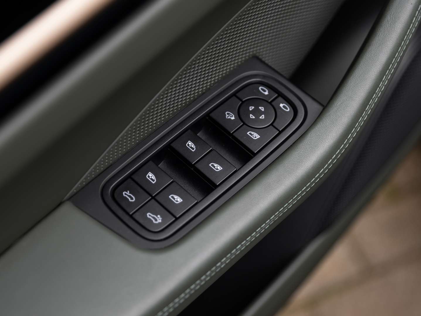 Porsche Macan Electrique - 2024 - Joinsteer - #25