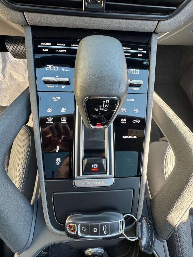 Porsche Cayenne II Coupe Platinum Edition - 2022 - Joinsteer - #12