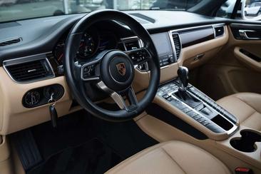 Porsche Macan GTS — photo 9