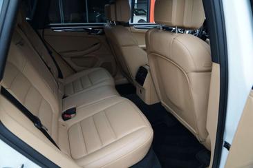 Porsche Macan GTS — photo 15