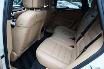 Porsche Macan GTS — photo 16