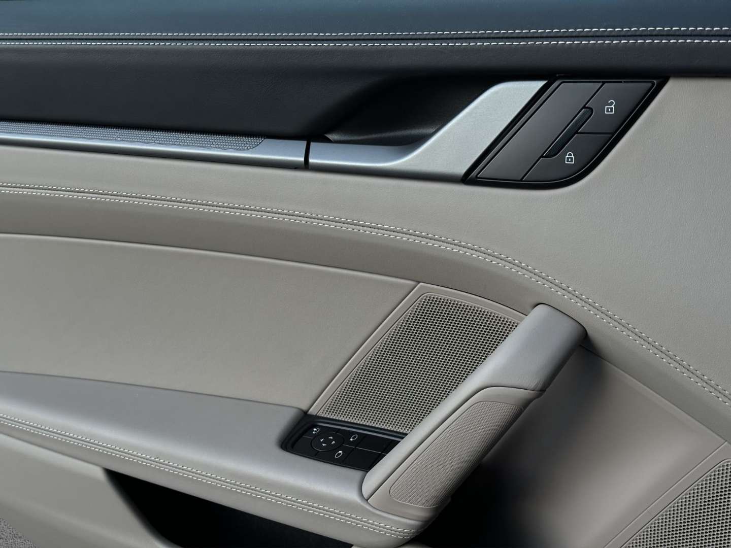 Porsche 992 I Carrera - 2025 - Joinsteer - #22