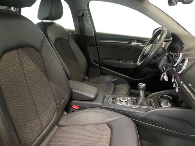 Audi A3 Berline Design 1.5 TFSI 150 Ch 6 Vitesses - 2018 - Joinsteer - #13
