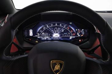 Lamborghini Countach — photo 13