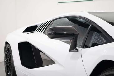 Lamborghini Countach — photo 15