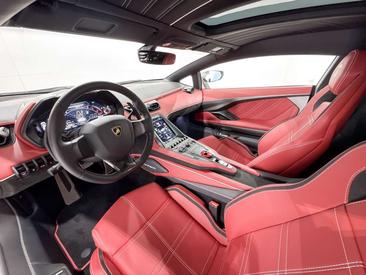 Lamborghini Countach — photo 23