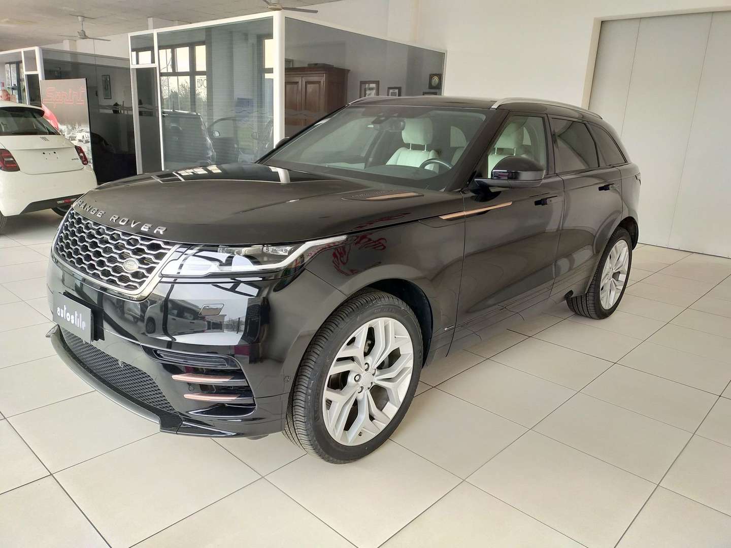 Land Rover Range Rover Velar 2.0 Si4 250 R-Dynamic SE 4WD Auto - 2020 - Joinsteer - #2