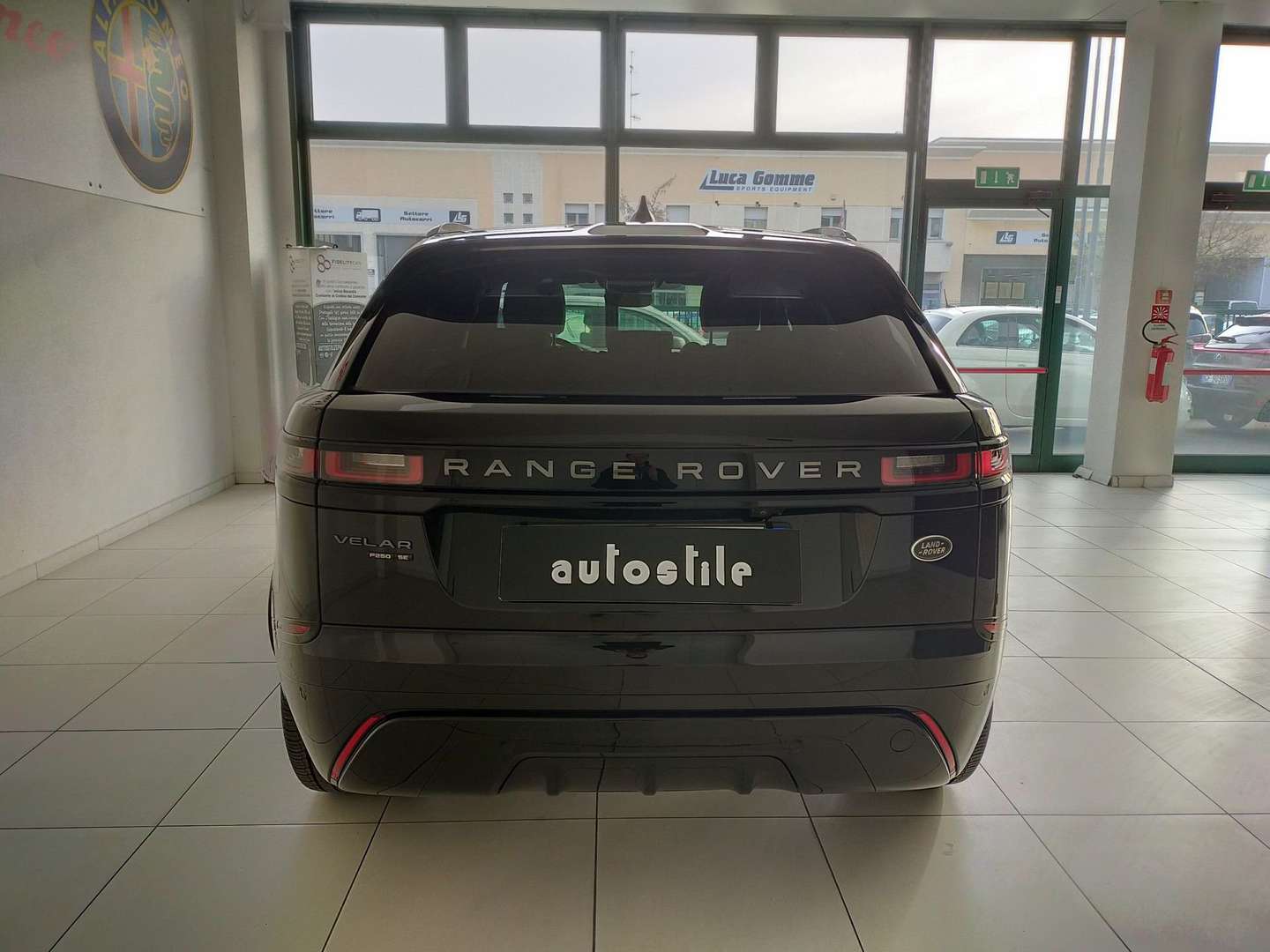 Land Rover Range Rover Velar 2.0 Si4 250 R-Dynamic SE 4WD Auto - 2020 - Joinsteer - #4