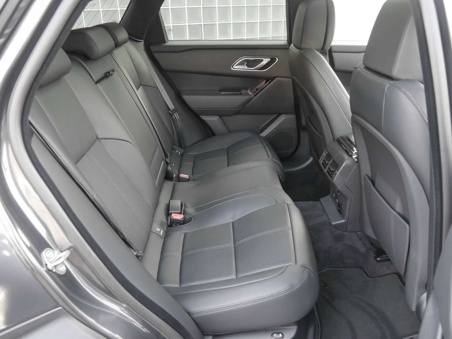 Land Rover Range Rover Velar P400 Autobiography HUD - Black Pack - 22" - Pano - 2026 - Joinsteer - #5