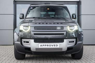 Land Rover Defender 110 P400e SE — photo 2