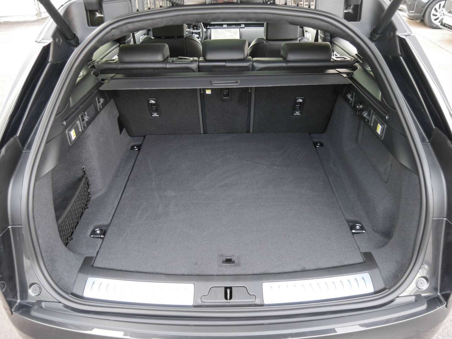 Land Rover Range Rover Velar P400 Autobiography HUD - Black Pack - 22" - Pano - 2026 - Joinsteer - #15