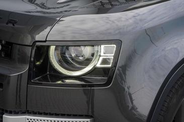 Land Rover Defender 110 P400e SE — photo 4