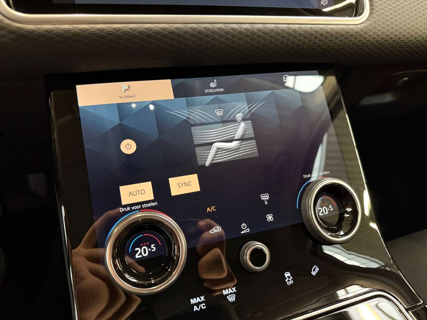 Land Rover Range Rover Velar 2.0 P400e - 2022 - Joinsteer - #24