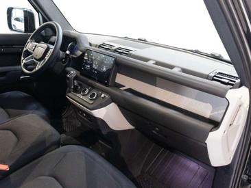 Land Rover Defender 90 Hard Top N1 200 CV AWD Auto — photo 13