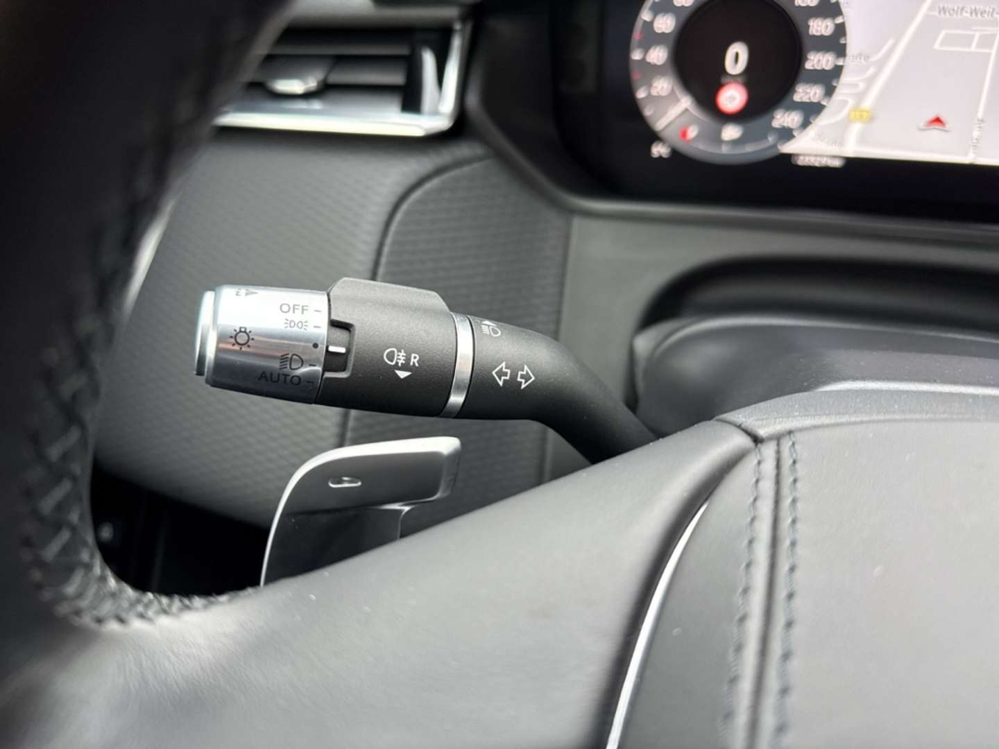 Land Rover Range Rover Velar D200 R-DYNAMIC SE AWD PANO+ACC - 2022 - Joinsteer - #19