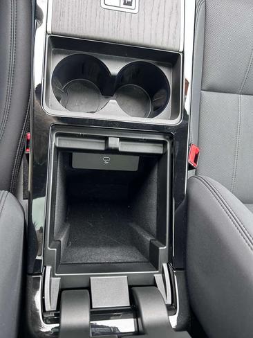 Land Rover Range Rover Evoque P309e PHEV AWD Autobiography — photo 20