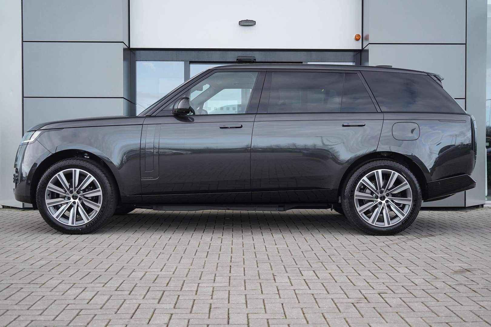 Land Rover Range Rover P460e Autobiography - 2026 - Joinsteer - #3