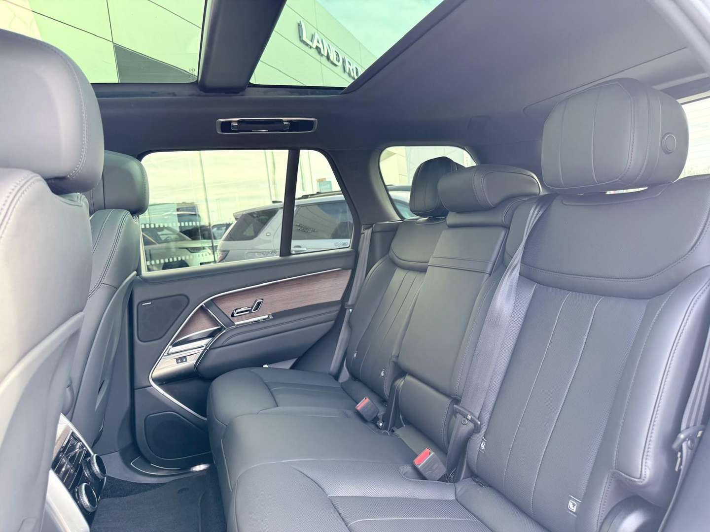Land Rover Range Rover P460e SE - 2025 - Joinsteer - #13