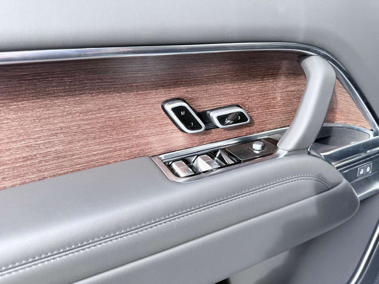 Land Rover Range Rover P460e SE - 2025 - Joinsteer - #16