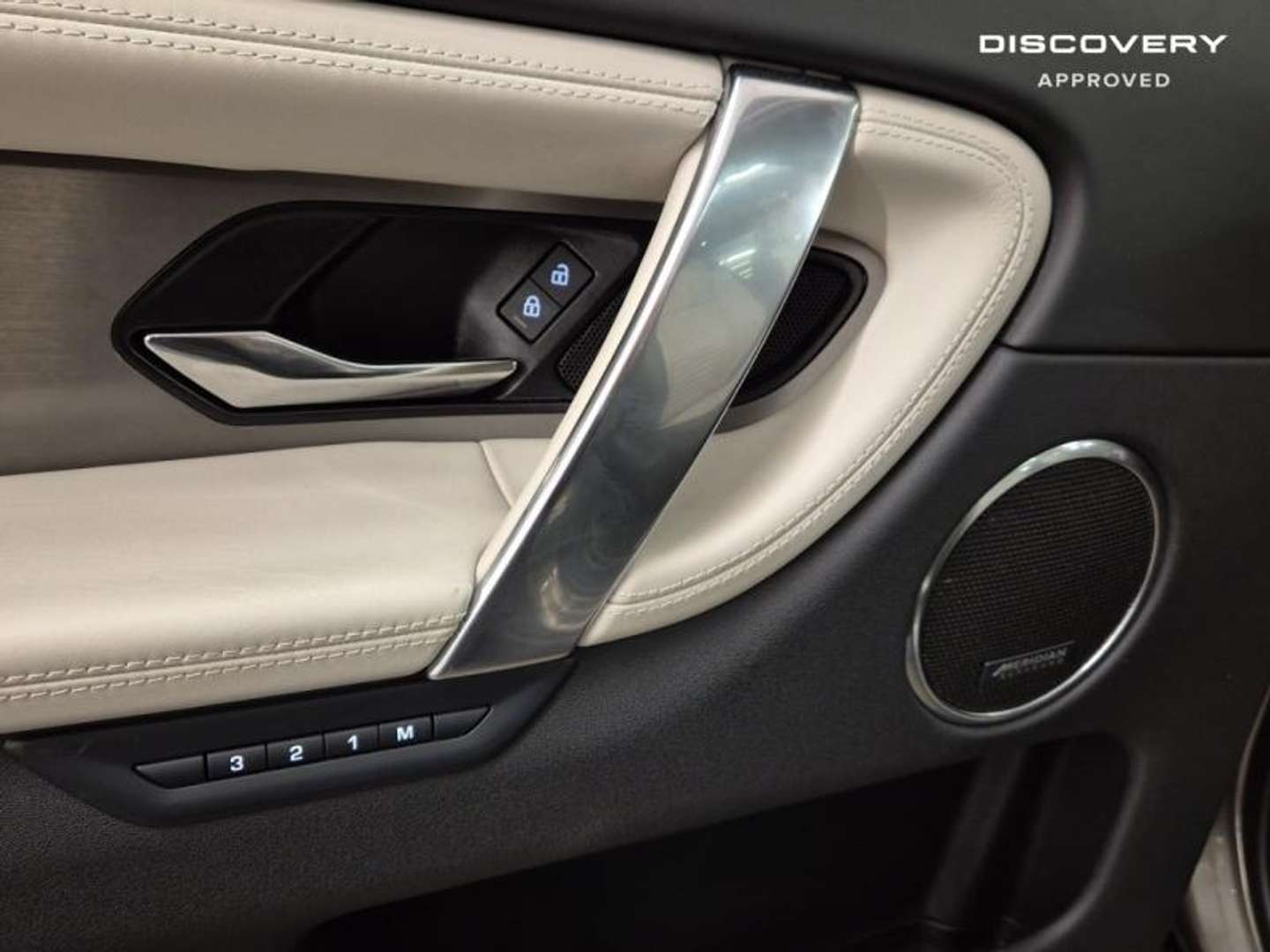 Land Rover Discovery Sport P270e PHEV 269ch Dynamic HSE - 2024 - Joinsteer - #12