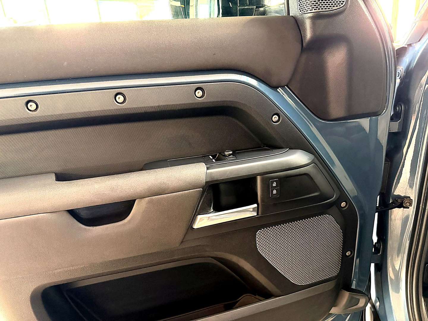 Land Rover Defender 110 Hard Top S/3-SITZE/NAVI/LEDER/360'' - 2021 - Joinsteer - #17