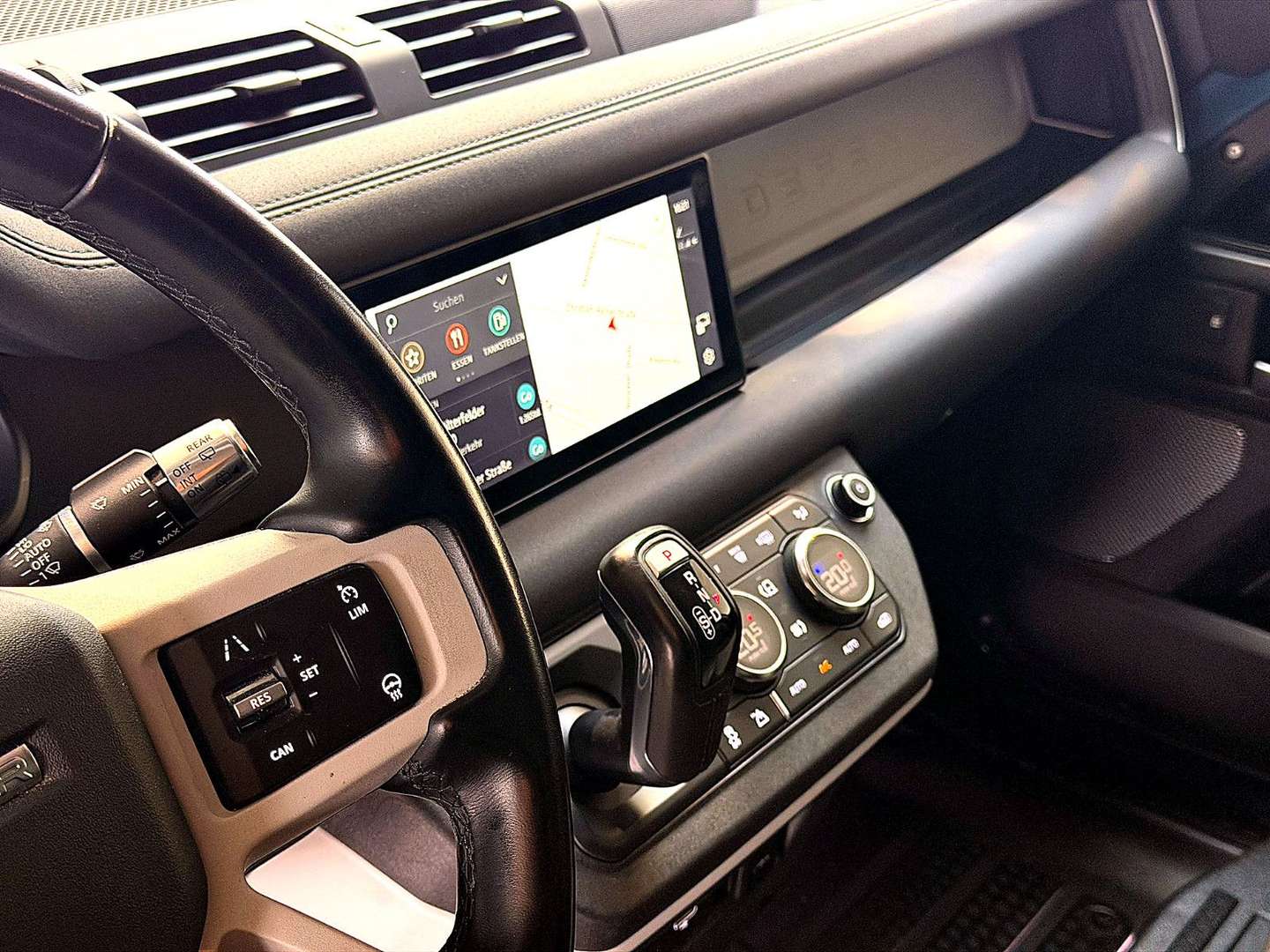 Land Rover Defender 110 Hard Top S/3-SITZE/NAVI/LEDER/360'' - 2021 - Joinsteer - #19