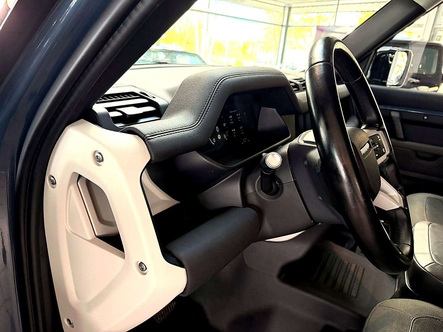 Land Rover Defender 110 Hard Top S/3-SITZE/NAVI/LEDER/360'' - 2021 - Joinsteer - #21