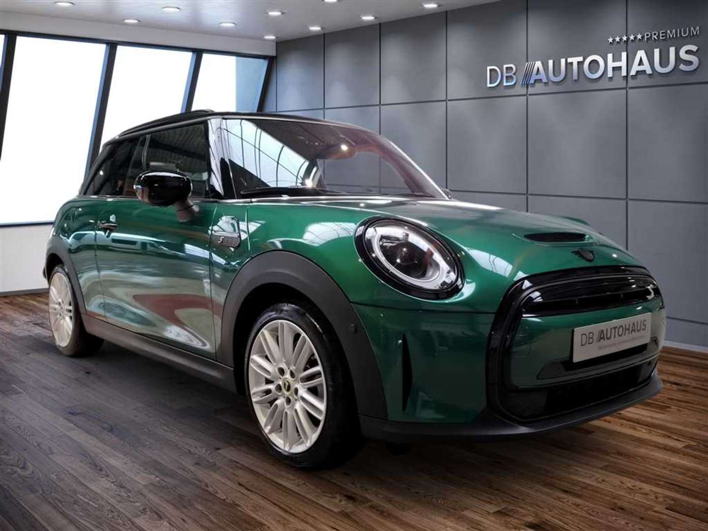 Mini Electric Yours Cooper SE - 2023 - Joinsteer - #2
