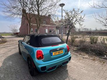 Mini Cabrio Chili John Cooper Works — photo 10