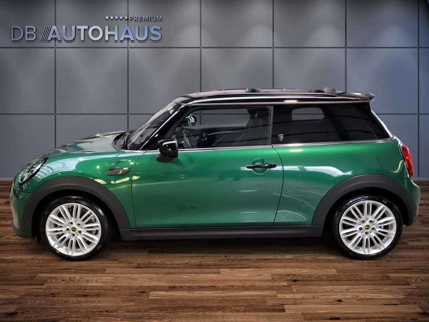 Mini Electric Yours Cooper SE - 2023 - Joinsteer - #7