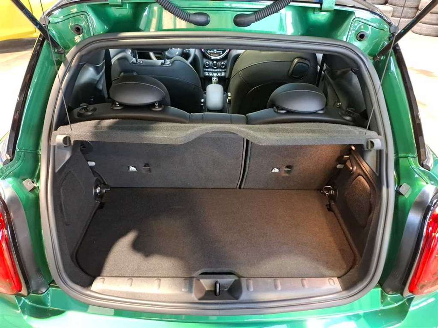 Mini Electric Yours Cooper SE - 2023 - Joinsteer - #22