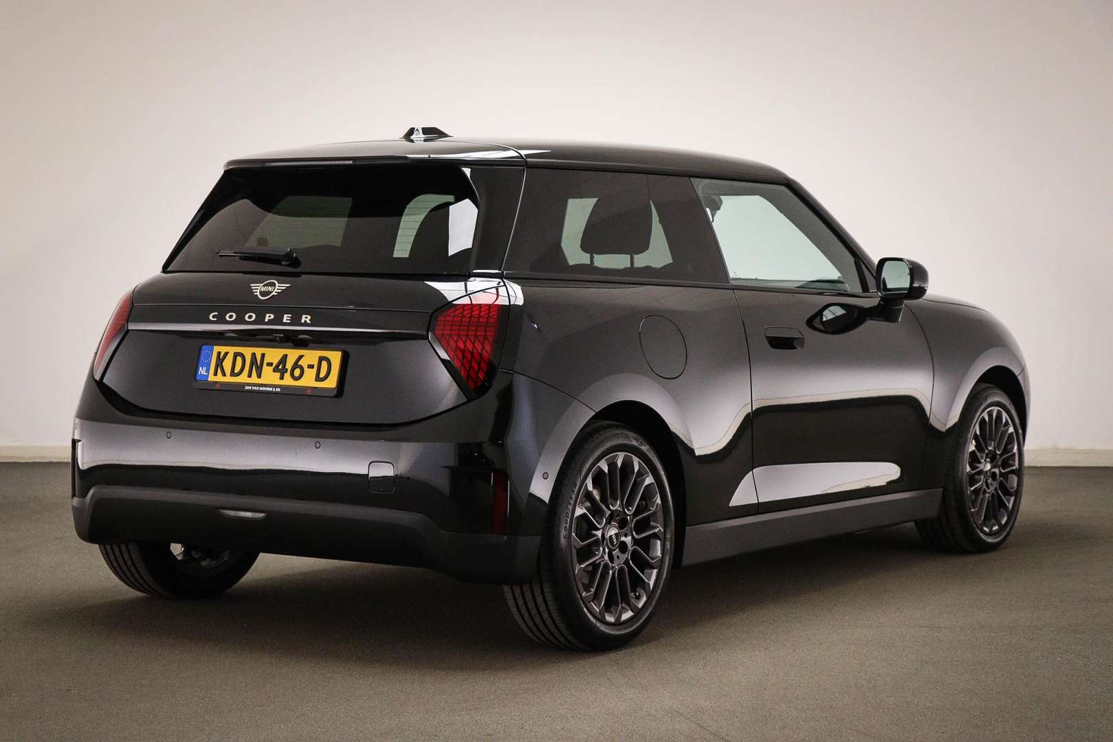 Mini Electric Essential Cooper E - 2026 - Joinsteer - #1
