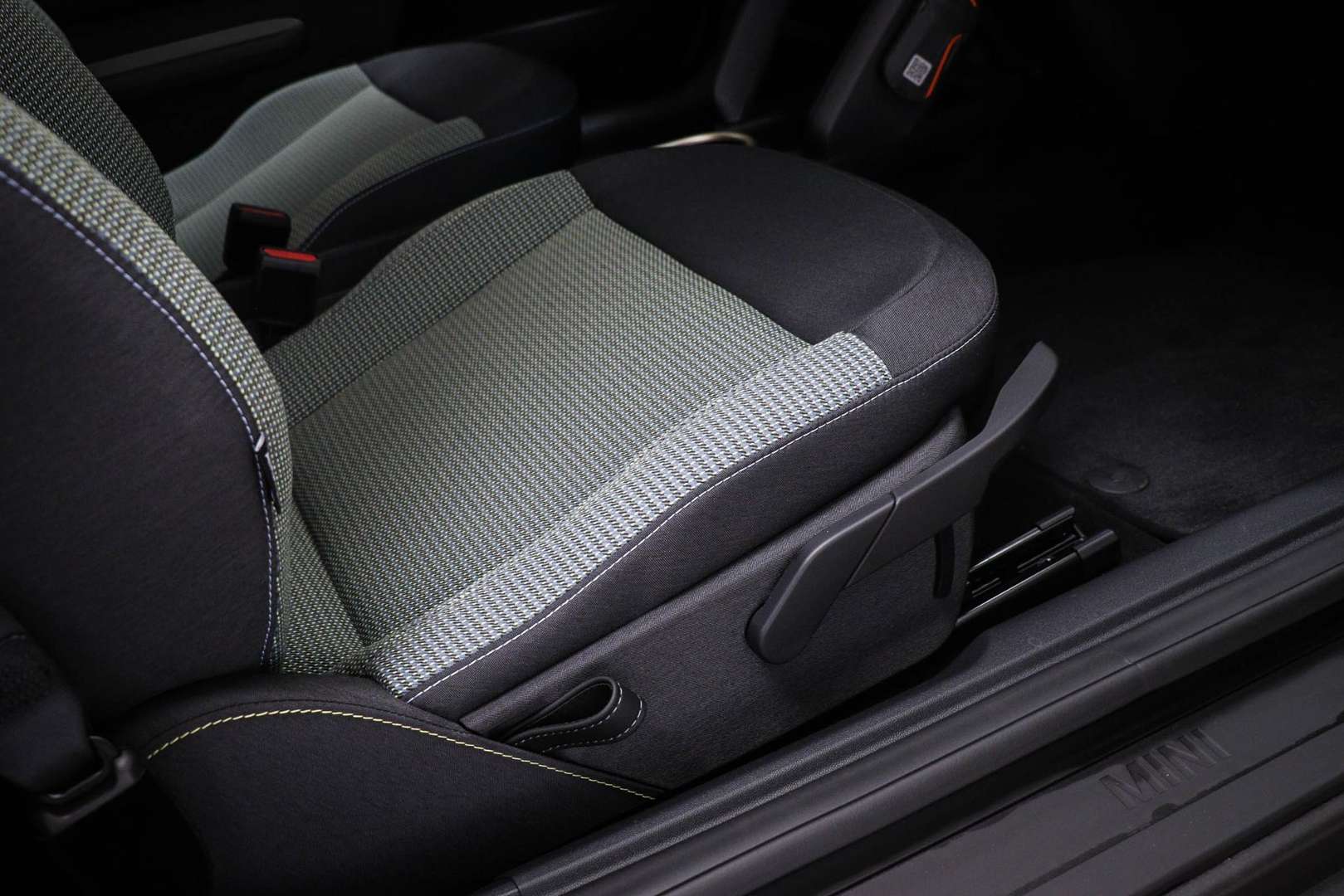 Mini Electric Essential Cooper E - 2026 - Joinsteer - #7