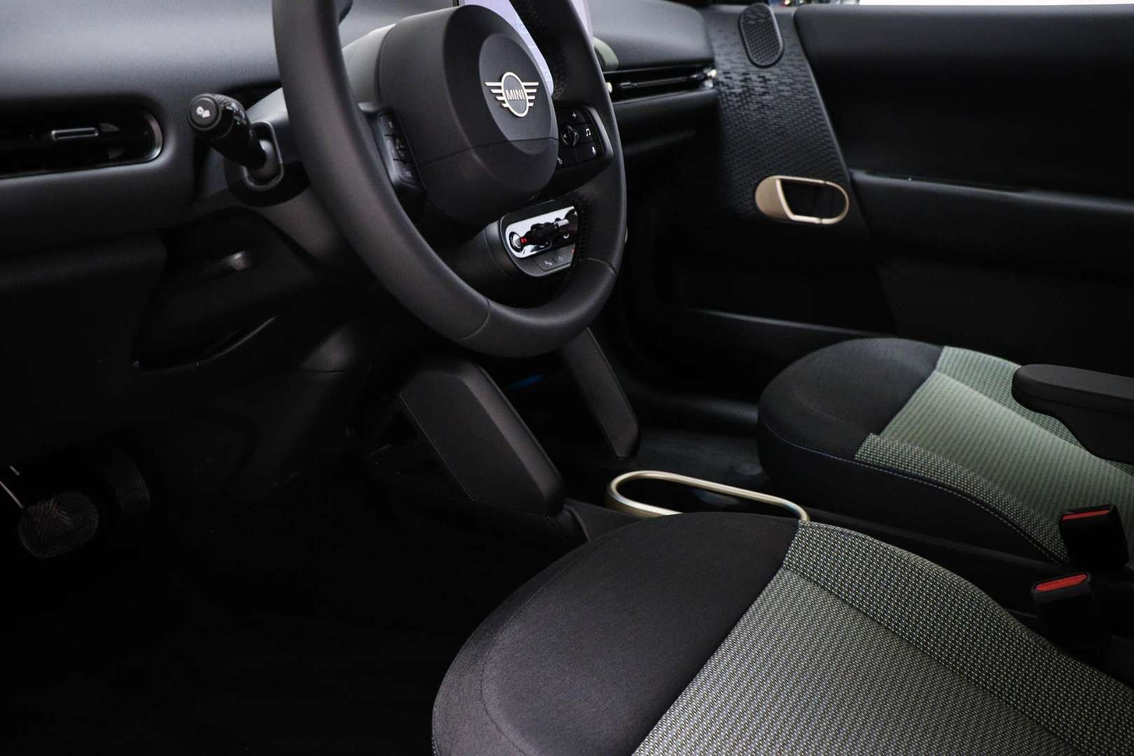 Mini Electric Essential Cooper E - 2026 - Joinsteer - #23